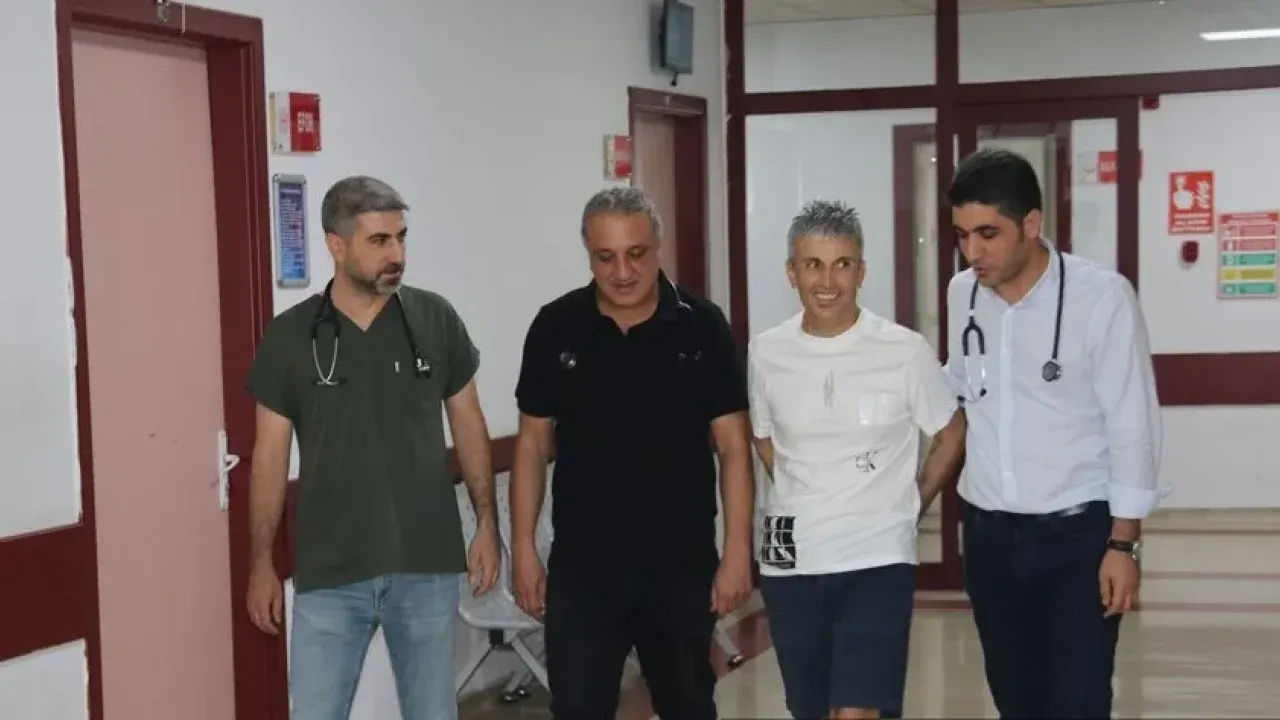 Hastanın yapay kalp kapağındaki kaçak, kapalı yöntemle giderildi
