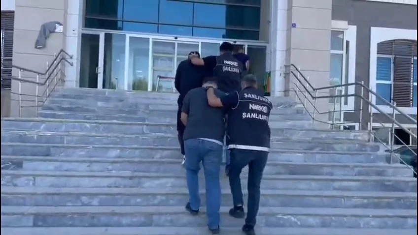 Şanlıurfa'da 9 kilo 550 gram skunk ele geçirildi; 4 tutuklama