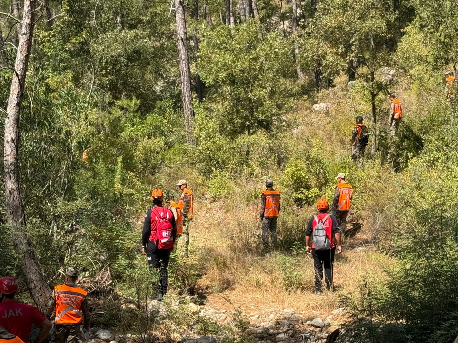 Alanya’da kayıp kişi için 50 kişilik ekiple arama çalışması başlatıldı