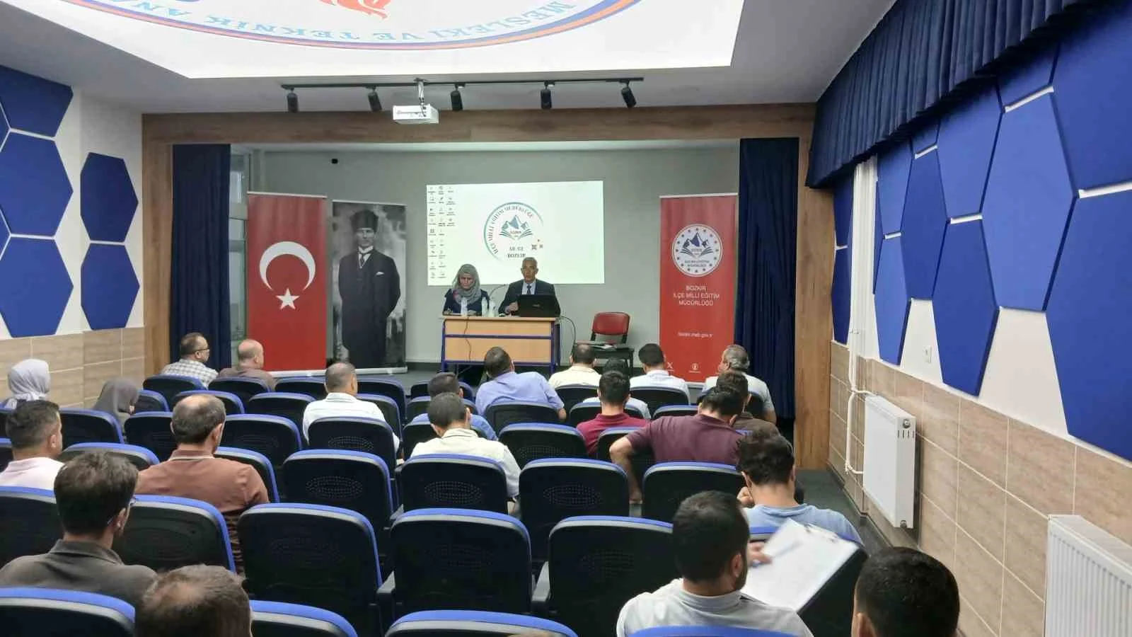 Bozkır’da okul müdürleri yeni eğitim yılı için bir araya geldi