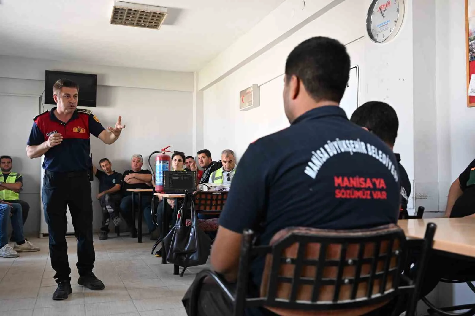 Manisa Büyükşehir Belediyesi personeline nefes kesen tatbikat