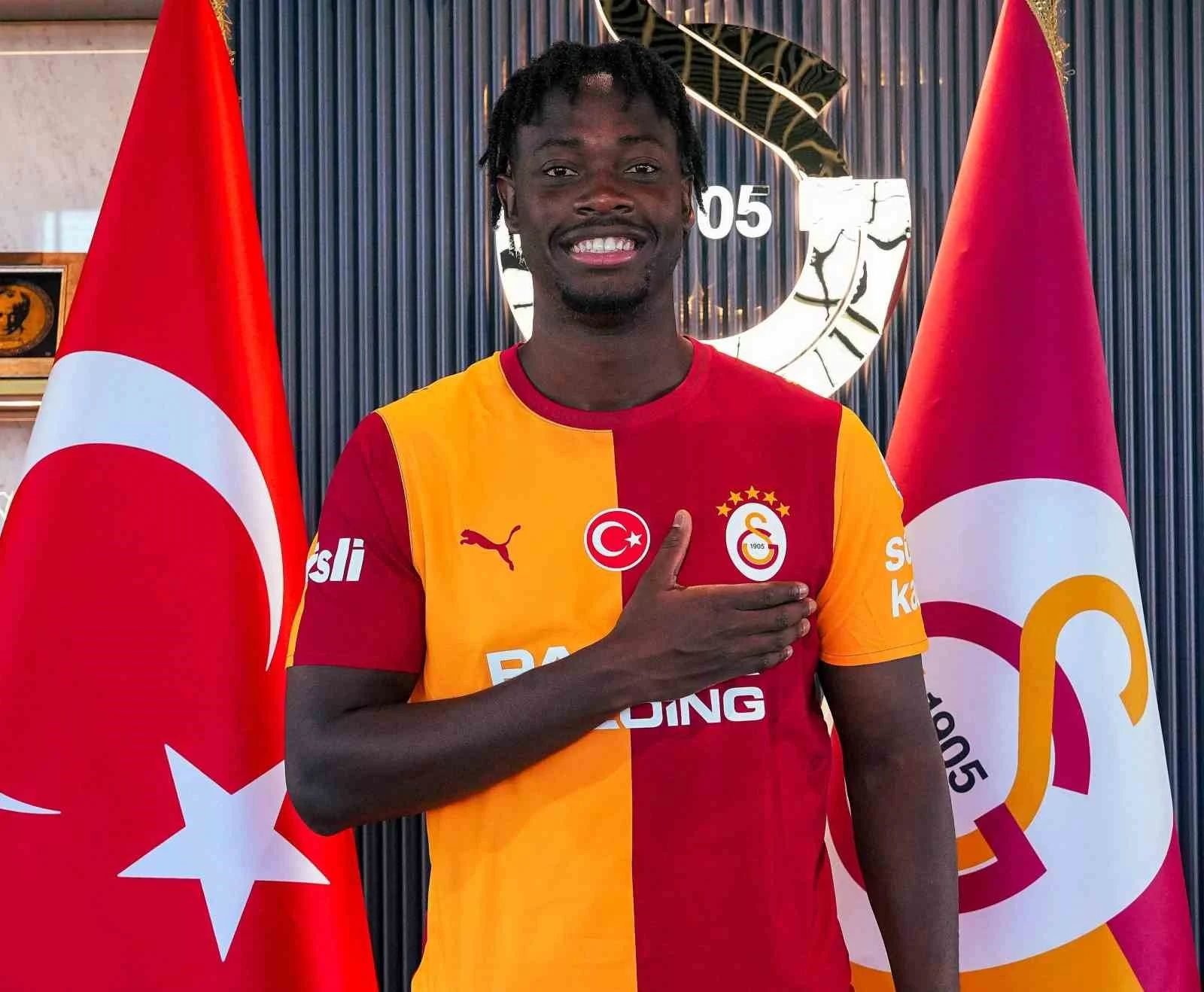 Galatasaray kadrosunu 5 futbolcuyla güçlendirdi