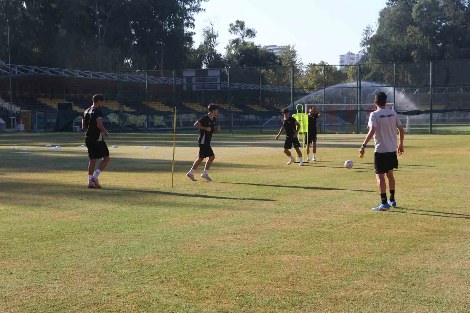 Adana 01 FK, yeni sezona 1. Lig hedefiyle giriyor