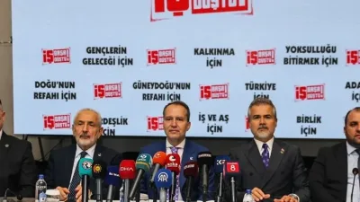 Yeniden Refah Partisi Genel Başkanı Erbakan, Diyarbakır'da konuştu