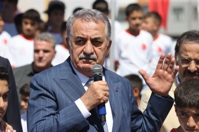 AK Parti Genel Başkan Yardımcısı Yazıcı, Gaziantep'te bisiklet dağıtım t&ouml;renine katıldı