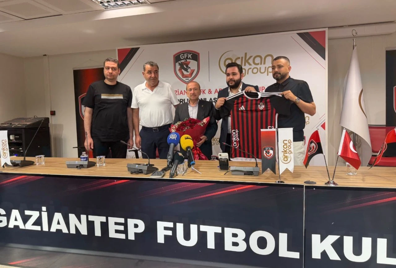 Arıkan Group&rsquo;dan Gaziantep FK&rsquo;ya forma sponsorluğu desteği