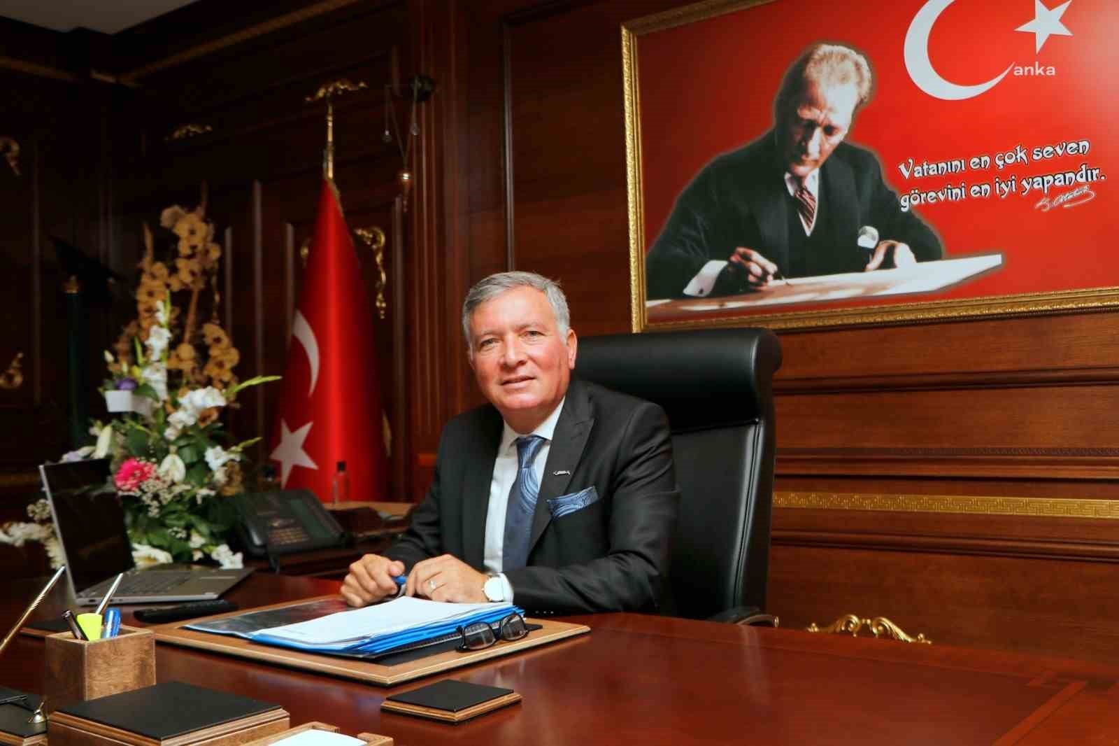 Başkan Kepenek, "Mevlid Kandili, g&ouml;n&uuml;l kapılarımızı a&ccedil;mak ve dayanışmayı &ccedil;oğaltmak i&ccedil;in &ouml;nemli bir vesiledir"