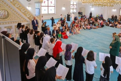 Bayburt&rsquo;ta Kur&rsquo;an kursu &ouml;ğrencileri cami &ccedil;ocuk buluşmasında bir araya geldi