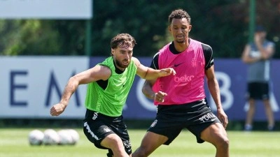 Beşiktaş'ta ayrılık! Yıldız oyuncu arkadaşlarıyla vedalaştı: İşte yeni takımı