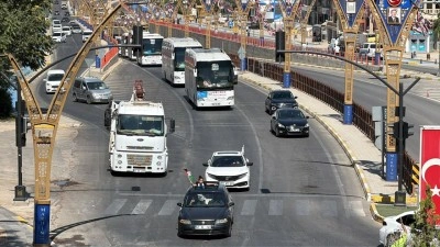 Bosna Hersek'ten yola &ccedil;ıkan "Filistin Konvoyu" Habur Sınır Kapısı'na ulaştı