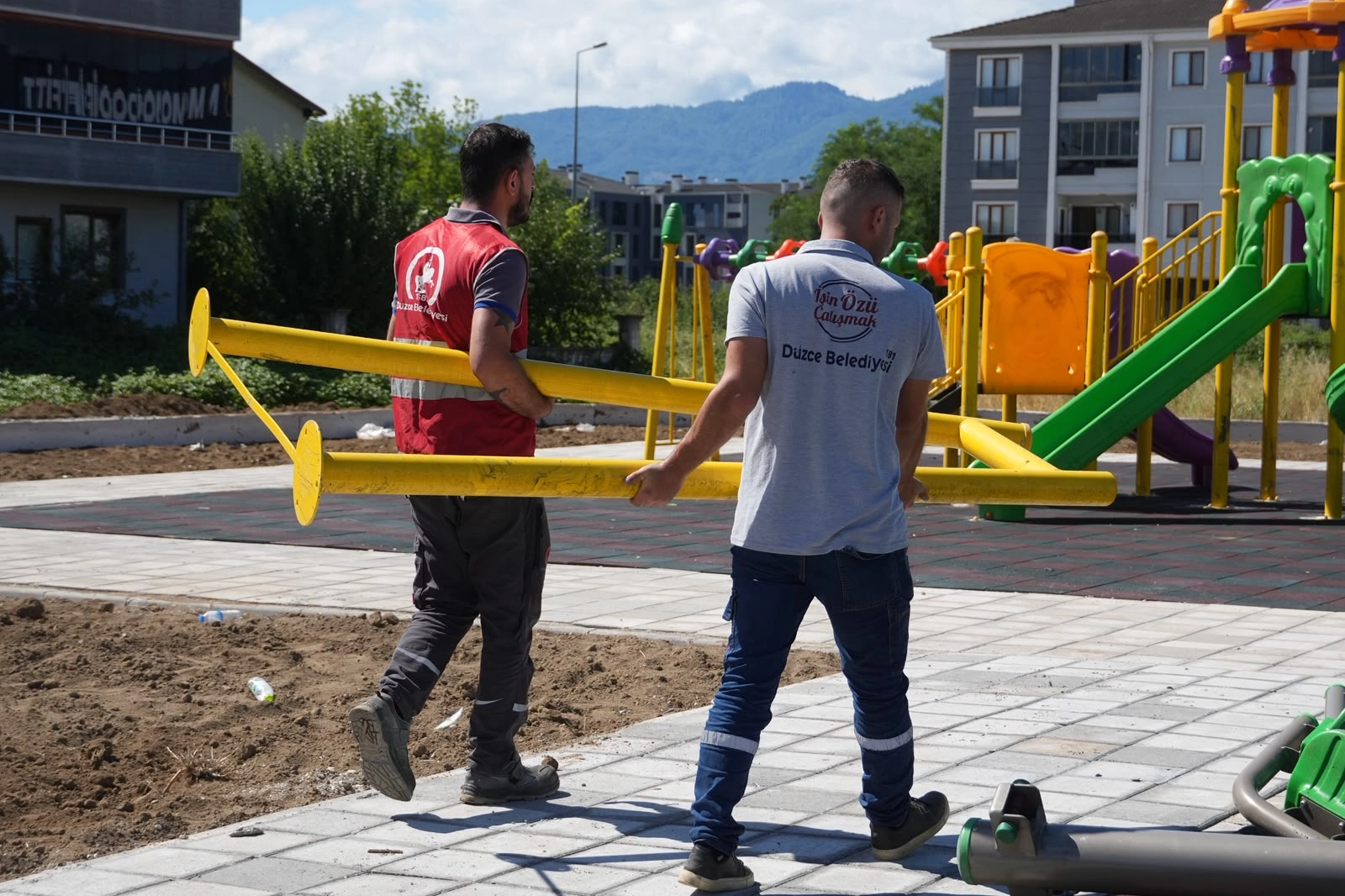 D&uuml;zce'de&nbsp;Mergi&ccedil; Mahallesi&rsquo;ne Yeni Park