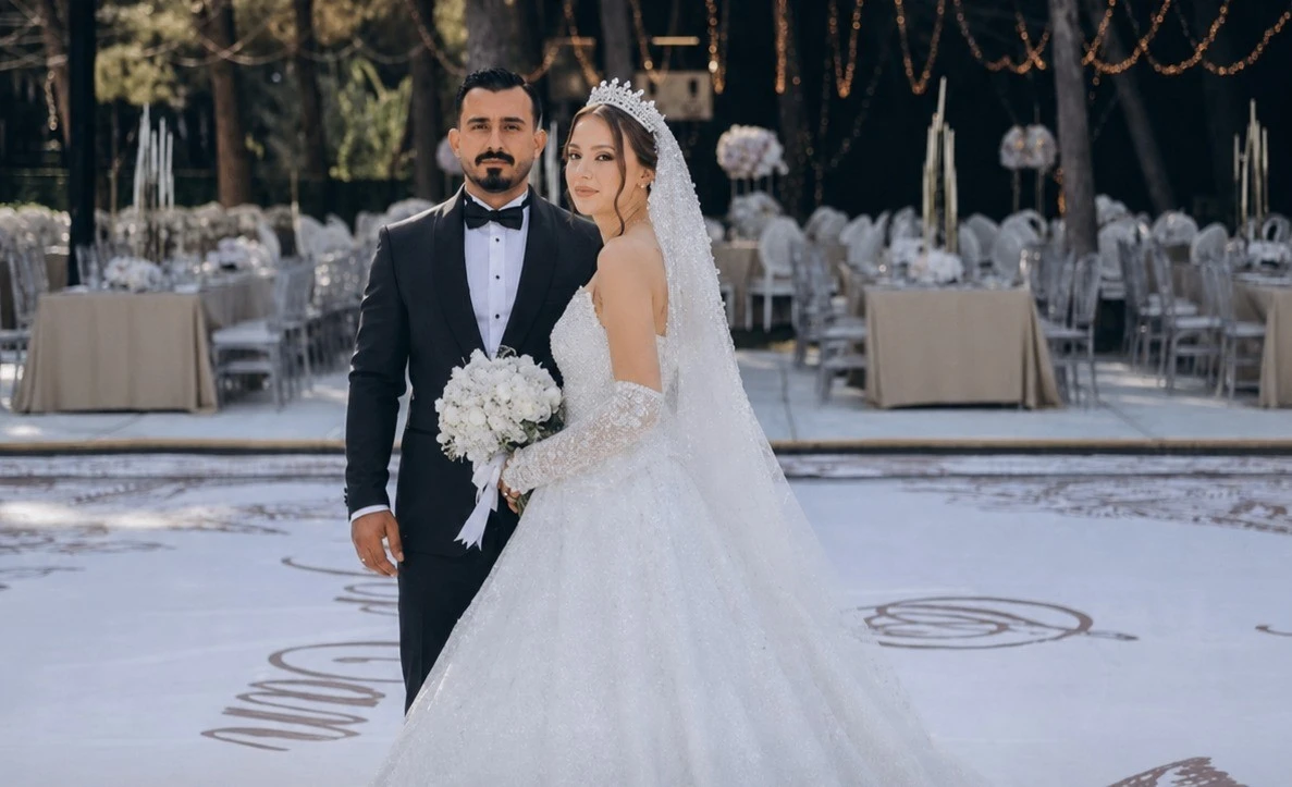 Elif &Ouml;zaslan ile Dr. Sefer Can İzol Hayatlarını Birleştirdi