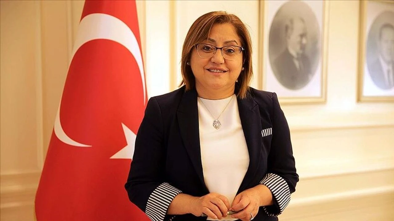 Fatma Şahin: &ldquo;Ter&ouml;rs&uuml;z T&uuml;rkiye, tarihi bir d&ouml;n&uuml;m noktası olacak&rdquo;
