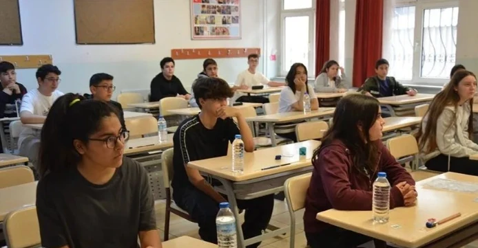 Gaziantepli &Ouml;ğrencilere M&uuml;jde, YKS&rsquo;de İlk 100 Bine Girenlere Aylık 13 Bin 750 TL Burs Fırsatı