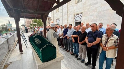 İhsan Kabil&rsquo;in annesi son yolculuğuna uğurlandı