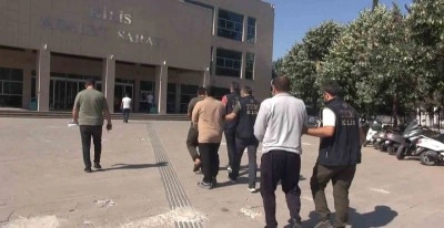 Kilis merkezli 3 ilde DEAŞ operasyonu: 40 ş&uuml;pheli yakalandı, 7&rsquo;si tutuklandı