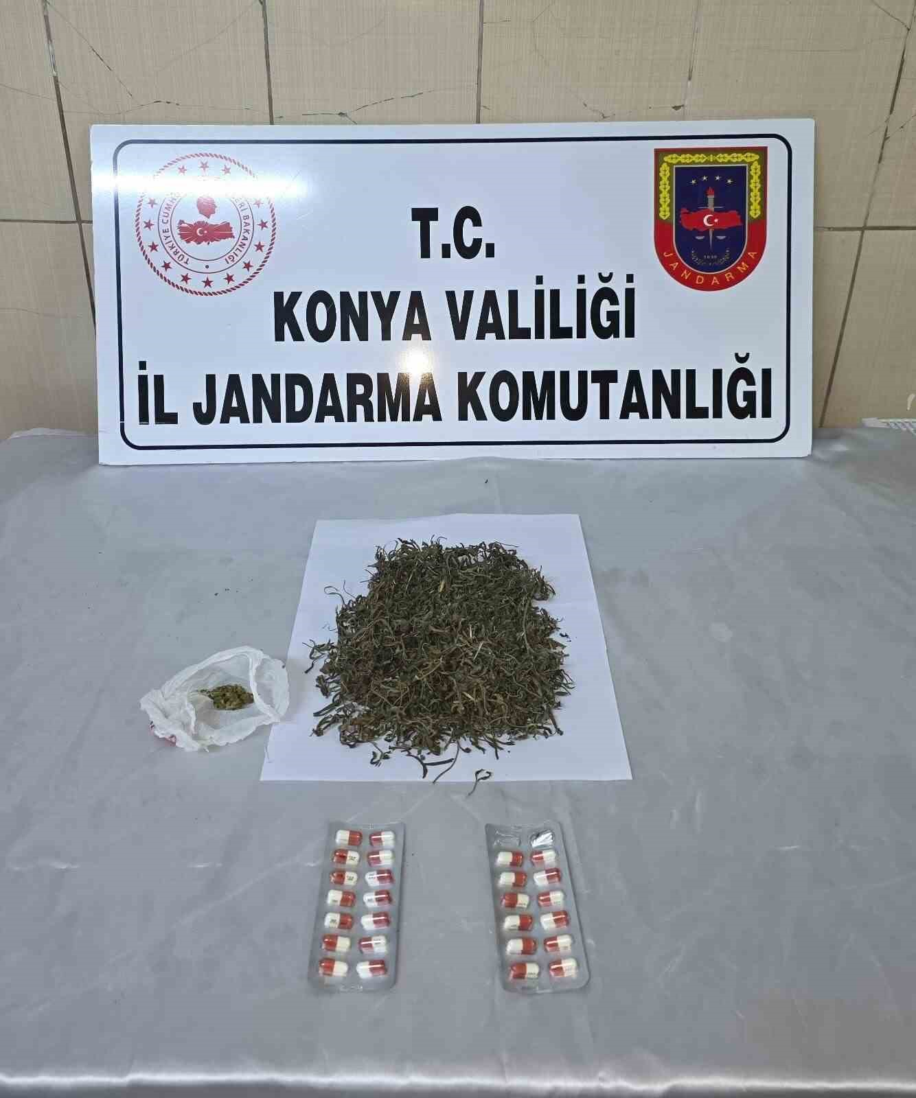 Konya&rsquo;da jandarmadan uyuşturucu operasyonları: 4 tutuklama