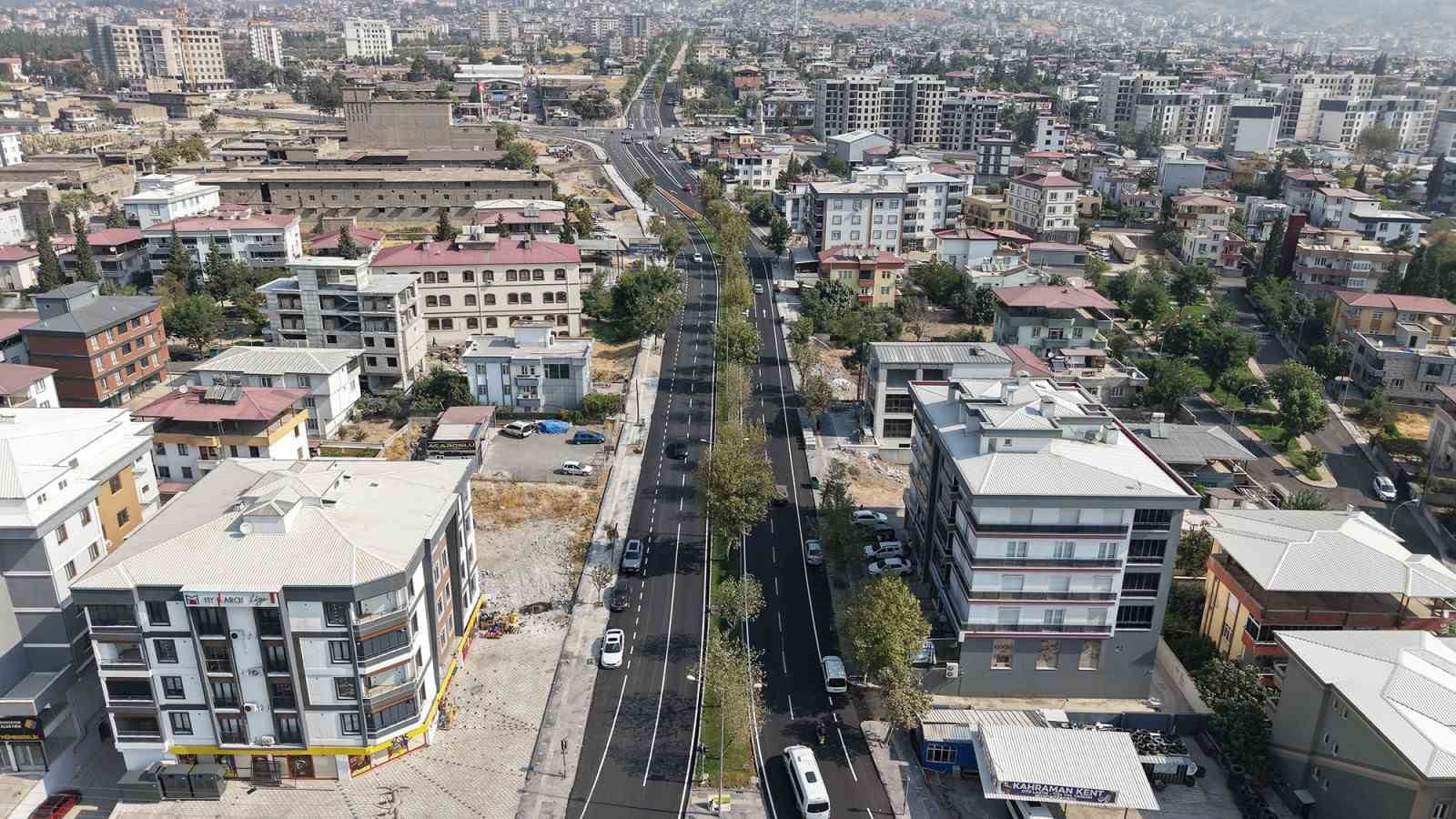 L&uuml;tfi K&ouml;ker Bulvarı&rsquo;nda konforlu ulaşım i&ccedil;in b&uuml;y&uuml;k d&ouml;n&uuml;ş&uuml;m
