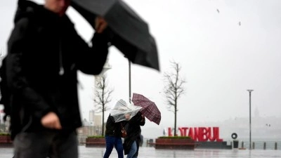 Meteoroloji'den hafta sonu uyarısı: Kuvvetli sağanak ve fırtına bir&ccedil;ok ili etkileyecek