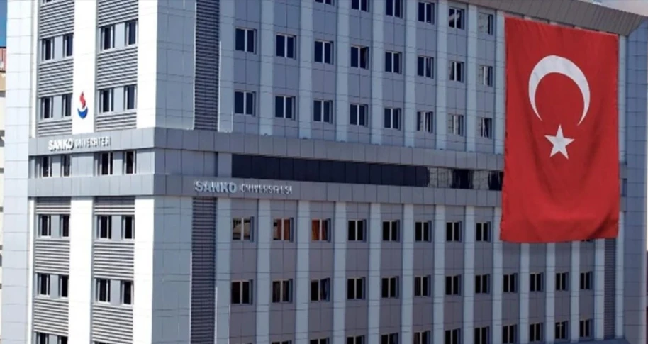 SANKO &Uuml;niversitesi'nden &Ccedil;ifte Başarı, T&uuml;rkiye Genelinde Zirveye Y&uuml;kseldi