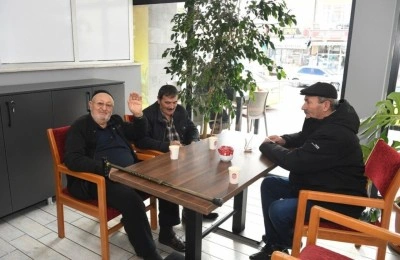 Yazın vazge&ccedil;ilmez durağı: Emekliler Kafeteryaları